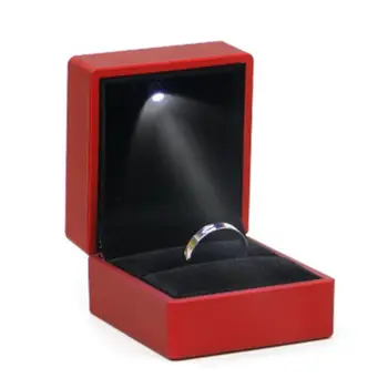 Luxury Bracelet Box Square Wedding Pendant Ring Case Jewelry Gift Box with LED Light for Proposal Engagement Wedding 
Luxury Bracelet Box Square Wedding Pendant Ring Case Jewelry Gift Box with LED Light for Proposal Engagement Wedding