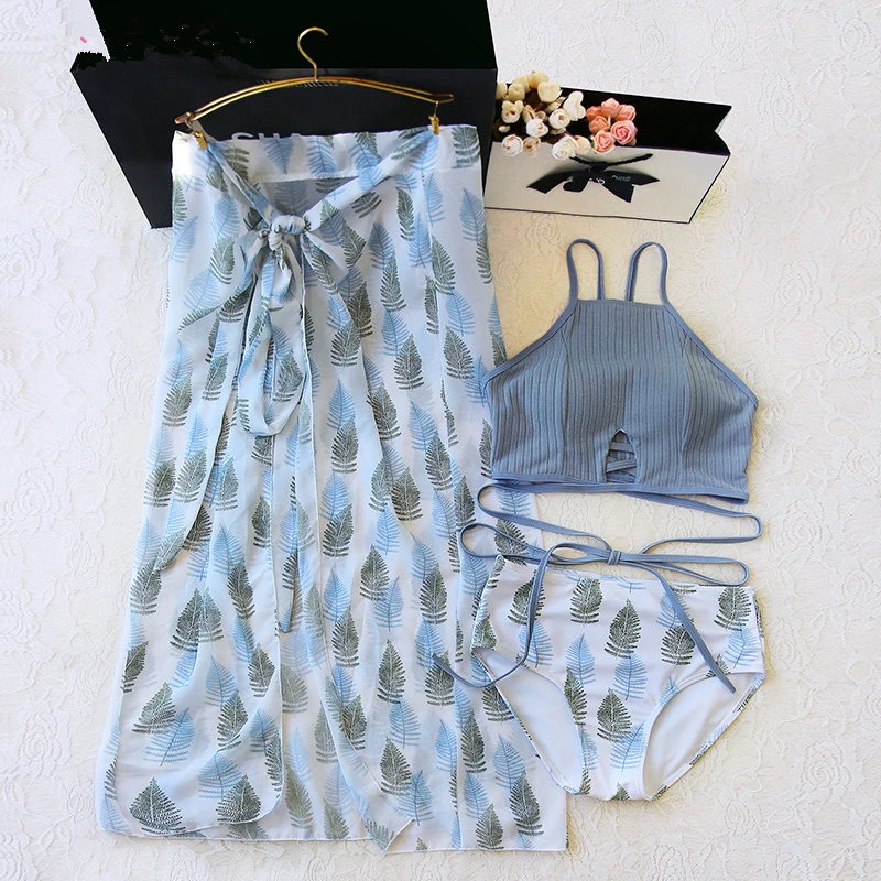 3-piece swimsuit women high waist and slim belly covering split suit for ladies swimming Gray blue print sling strapless bikini 
3-piece swimsuit women high waist and slim belly covering split suit for ladies swimming Gray blue print sling strapless bikini