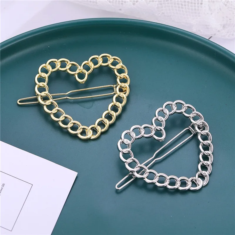 Trendy Metal Chain Love Heart Hair Clip Temperament Wild Hollow Bangs Clip Korean Hair Accessories For Women Hairpin Gifts
Trendy Metal Chain Love Heart Hair Clip Temperament Wild Hollow Bangs Clip Korean Hair Accessories For Women Hairpin Gifts