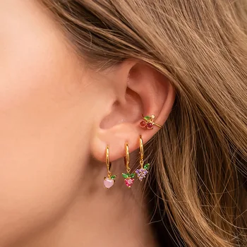2020 New 1Pc Fruit Cartilage Drop Earrings for Women Cute Multicolor Crystal Grapes Peach Cherry Earring Piercing Jewelry
2020 New 1Pc Fruit Cartilage Drop Earrings for Women Cute Multicolor Crystal Grapes Peach Cherry Earring Piercing Jewelry