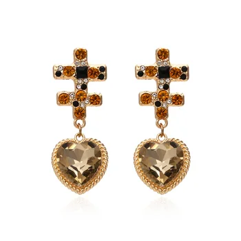 Europe and America Fashion Creative Heart Shape Glass Crystal Earrings Trend Versatile Diamond Set Earrings Vintage Non-mainstre
Europe and America Fashion Creative Heart Shape Glass Crystal Earrings Trend Versatile Diamond Set Earrings Vintage Non-mainstre
