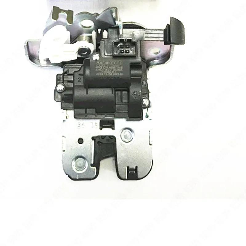 Car Trunk lock block 2008-con tin ent ala udiS6 A6L C7 A8L D4 S8 A3 S3 Luggage lock machine Rear door control 
Car Trunk lock block 2008-con tin ent ala udiS6 A6L C7 A8L D4 S8 A3 S3 Luggage lock machine Rear door control