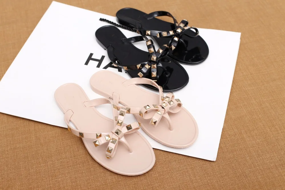 New 2020 Casual Shoes Women Sandals Sandalias Mujer Summer Style Fashion Rivet Flip Flops Top Quality Flats Solid Woman Slippers
New 2020 Casual Shoes Women Sandals Sandalias Mujer Summer Style Fashion Rivet Flip Flops Top Quality Flats Solid Woman Slippers