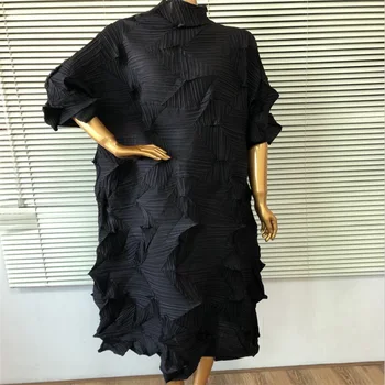 LANMREM 2020 Spring Summer Solid Color O-Collar Mid-length Pleated Dress Women Vintage Loose Irregular Clothing Tide PD866
LANMREM 2020 Spring Summer Solid Color O-Collar Mid-length Pleated Dress Women Vintage Loose Irregular Clothing Tide PD866