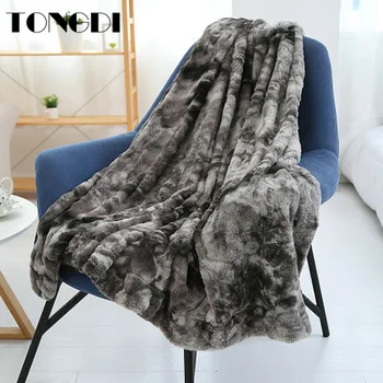 TONGDI Camouflaged Plush Throw Blanket Super Soft Warm Elegant Rose Woolen Decor For Winter Couch Cover Bed Sofa Bedspread
TONGDI Camouflaged Plush Throw Blanket Super Soft Warm Elegant Rose Woolen Decor For Winter Couch Cover Bed Sofa Bedspread
