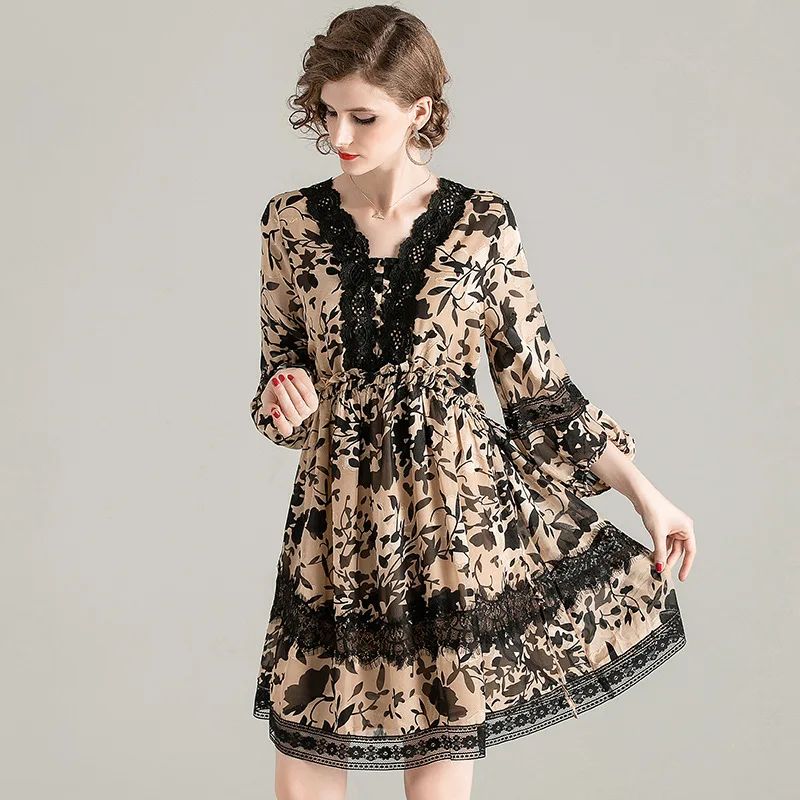 Spring Dress Women's 2020 Fashion Lace Patchwork V Neck Three Quarter Sleeve Drawstring Waist A-Line Dress Female Above Knees
Spring Dress Women's 2020 Fashion Lace Patchwork V Neck Three Quarter Sleeve Drawstring Waist A-Line Dress Female Above Knees