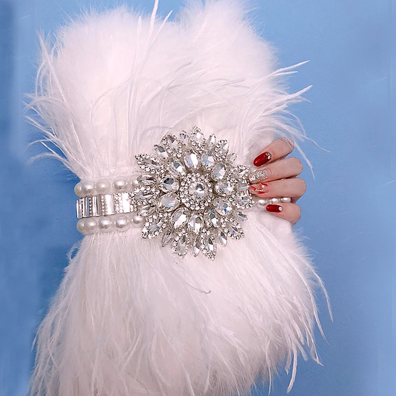 Ostrich Feather Handbag Women's Evening Diamond Clutch Bag Chain Wedding Bridal Shoulder Bag Luxury Party Banquet Tote Bags
Ostrich Feather Handbag Women's Evening Diamond Clutch Bag Chain Wedding Bridal Shoulder Bag Luxury Party Banquet Tote Bags