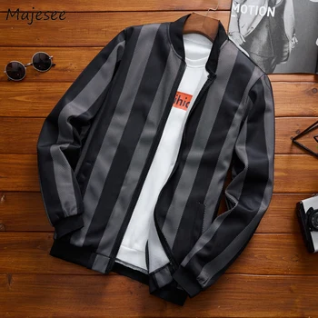 Jacket Men Korean Style Autumn 4XL Striped Simple All Match Mens Jackets and Coats Plus Size Zipper Streetwear Males Novelty
Jacket Men Korean Style Autumn 4XL Striped Simple All Match Mens Jackets and Coats Plus Size Zipper Streetwear Males Novelty