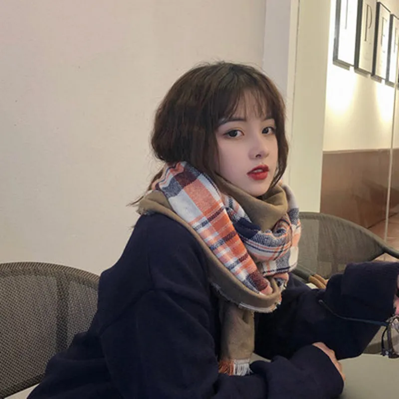 Chequered Scarf Female Autumn Winter Korean Edition Long Neck Thickening Warm Small Fragrance Coloured Shawl Winter Hundred Sets
Chequered Scarf Female Autumn Winter Korean Edition Long Neck Thickening Warm Small Fragrance Coloured Shawl Winter Hundred Sets