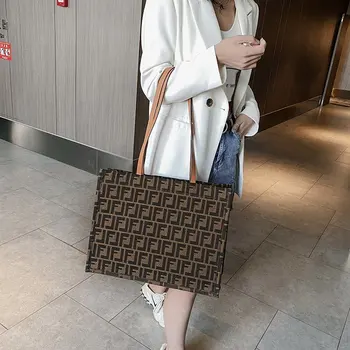 Brand designer Women Bag Female Shoulder Bags Large Capacity Vintage Soft PU Leather Lady Crossbody Handbag for Women Tote 
Brand designer Women Bag Female Shoulder Bags Large Capacity Vintage Soft PU Leather Lady Crossbody Handbag for Women Tote