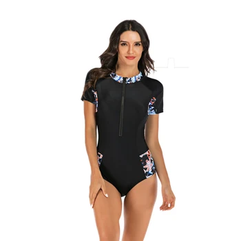 2020 New Sexy Black Patchwork Swimwear Women One Piece Suit High Neck Swimsuit S-2XL Girl Front Zipper Beachwear Bodysuit
2020 New Sexy Black Patchwork Swimwear Women One Piece Suit High Neck Swimsuit S-2XL Girl Front Zipper Beachwear Bodysuit