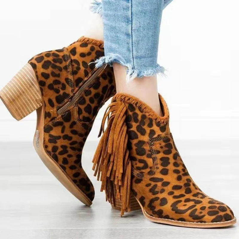 2019 Women Shoes Autumn Winter New Fashion Leopard Sexy Pointed Toe Ankle Boot Mature High Heel Boots Lady Shoe Zapatos De Mujer 
2019 Women Shoes Autumn Winter New Fashion Leopard Sexy Pointed Toe Ankle Boot Mature High Heel Boots Lady Shoe Zapatos De Mujer