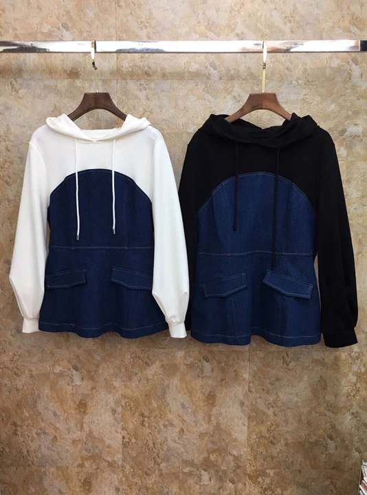 2019 Early autumn new women's neckline, rope, cap, color matching and jeans long sleeve, all-round jacket 825 
2019 Early autumn new women's neckline, rope, cap, color matching and jeans long sleeve, all-round jacket 825