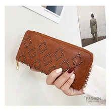 2022 Fashion Women Wallets Luxury Long PU Leather Good Quality Card Holder Rivet Female Purse Zipper Clutch кошелек женская
2022 Fashion Women Wallets Luxury Long PU Leather Good Quality Card Holder Rivet Female Purse Zipper Clutch кошелек женская