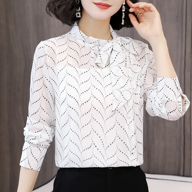 Korean 2020 Fashion Chiffon Women Blouses Women Shirts Elegant Women Print Blouse Dot Bow Shirt Plus Size Womens Tops Bow Full
Korean 2020 Fashion Chiffon Women Blouses Women Shirts Elegant Women Print Blouse Dot Bow Shirt Plus Size Womens Tops Bow Full