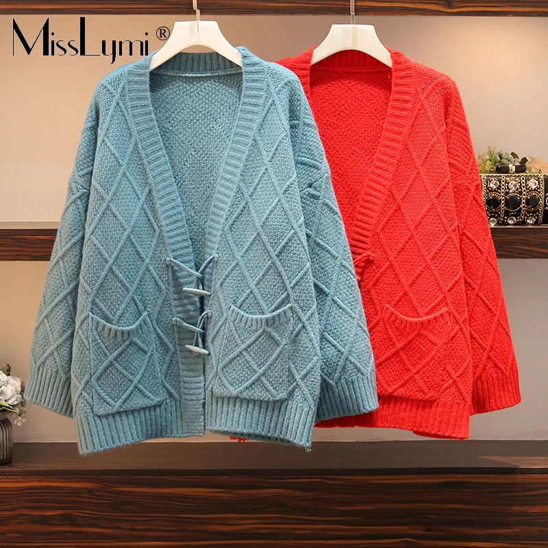 L-4XL Plus Size Women Sweater Cardigan Winter 2019 Fashion V-neck Long Sleeve Loose Casual Horn Buttons Coats with Pockets
L-4XL Plus Size Women Sweater Cardigan Winter 2019 Fashion V-neck Long Sleeve Loose Casual Horn Buttons Coats with Pockets