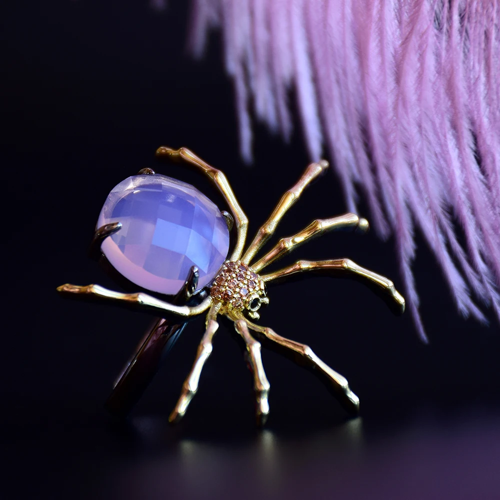 Christmas Gift New Lovely Spider Ring Pink Crystal Jewellery Gold color Female Cool Cute Animal Rings for party
Christmas Gift New Lovely Spider Ring Pink Crystal Jewellery Gold color Female Cool Cute Animal Rings for party