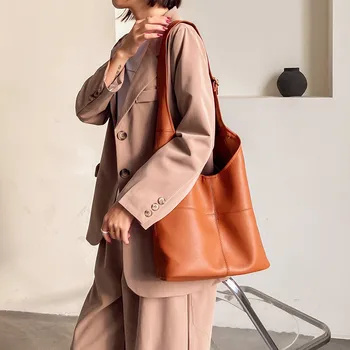 Vintage Women Shoulder Bags Large Capacity PU Leather female Bucket Handbags Travel Brand Trending ladies Hand Bag big totes
Vintage Women Shoulder Bags Large Capacity PU Leather female Bucket Handbags Travel Brand Trending ladies Hand Bag big totes