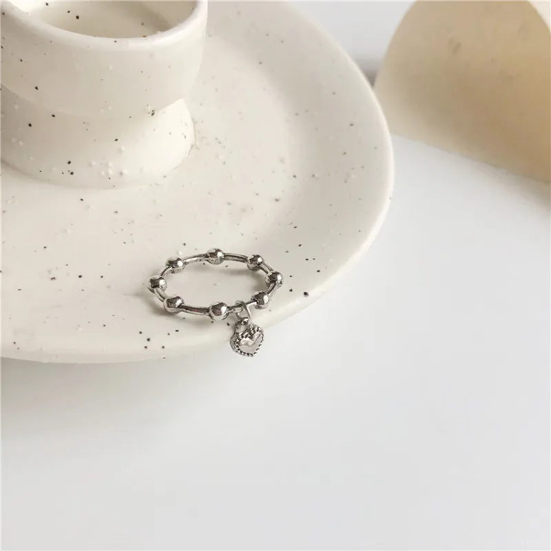 Baroque Vintage Heart Pendant Finger Rings Sweet Retro Tiny Heart Delicate Fashion Jewelry Women Girls Gifts Accessories Party
Baroque Vintage Heart Pendant Finger Rings Sweet Retro Tiny Heart Delicate Fashion Jewelry Women Girls Gifts Accessories Party