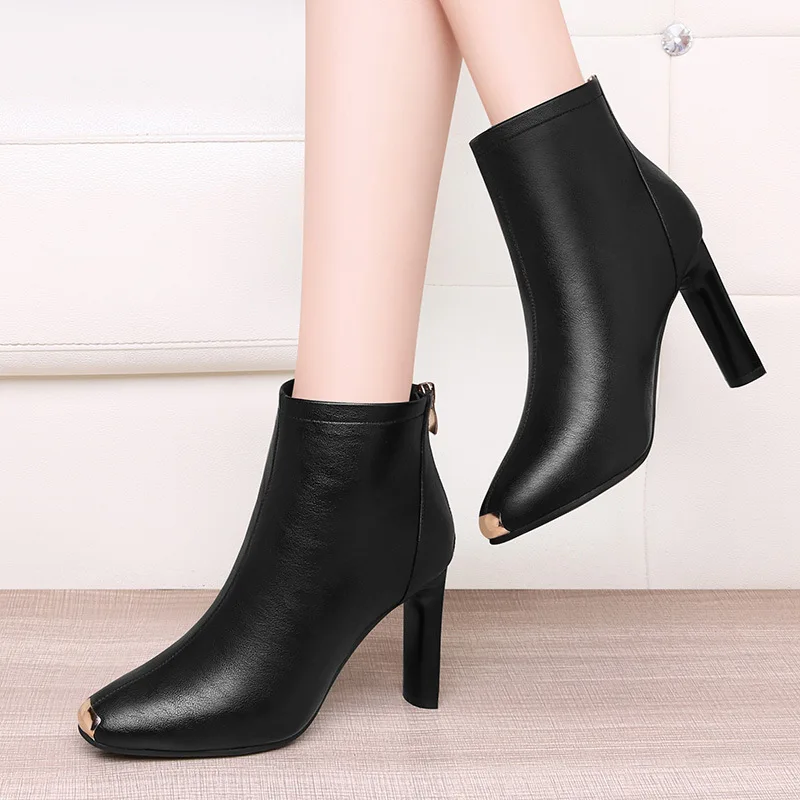 

Gucci Tianlun Winter Fashion Short Boots round-Toe Thin Heeled High Heel Shoes Women's Waterproof Platform Leather Boot after Zi