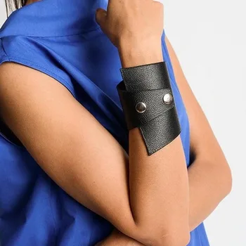 TOTABC Luxury Charging Leather Bracelets For Women Fashion Black Charm Bracelet Birthday Gift Adjustable Jewelry 
TOTABC Luxury Charging Leather Bracelets For Women Fashion Black Charm Bracelet Birthday Gift Adjustable Jewelry