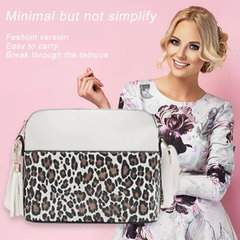 Retro Female Tassels Shoulder Messenger Bag PU Leather Shell Crossbody Bags Women Snakeskin Leopard Splicing Ladies Purse 
Retro Female Tassels Shoulder Messenger Bag PU Leather Shell Crossbody Bags Women Snakeskin Leopard Splicing Ladies Purse