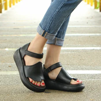 Genuine Leather Sandals Woman With Magic Soft Bottom Leisure Time Toe Women's Sandals 
Genuine Leather Sandals Woman With Magic Soft Bottom Leisure Time Toe Women's Sandals