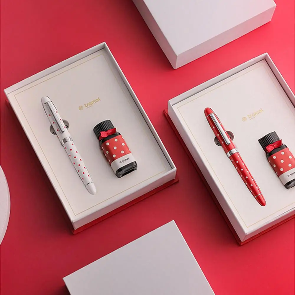 High Quality Retro Business Fountain Pen Signature Calligraphy with 15ml Ink Gift Box Set Women Student School Supplies
High Quality Retro Business Fountain Pen Signature Calligraphy with 15ml Ink Gift Box Set Women Student School Supplies