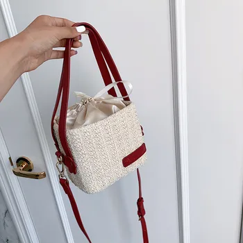 2020 Fashion Summer Straw Bag Small Straw Bucket Bags For Women Crossbody Bags Lady Travel Purses and Handbags Shoulder Bags
2020 Fashion Summer Straw Bag Small Straw Bucket Bags For Women Crossbody Bags Lady Travel Purses and Handbags Shoulder Bags