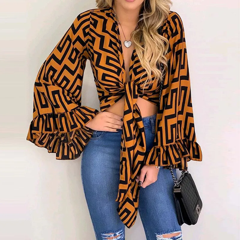 New Fashion Shirt Woman Clothes Top 2020 Summer Style Long Flare Sleeve Deep V Neck Print Shirts Sexy Ladies Casual Tops Classic
New Fashion Shirt Woman Clothes Top 2020 Summer Style Long Flare Sleeve Deep V Neck Print Shirts Sexy Ladies Casual Tops Classic