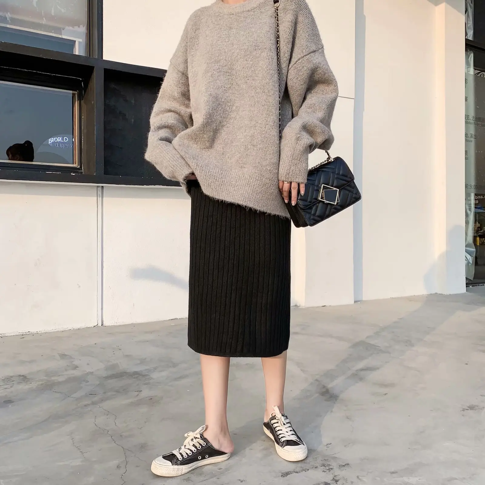 M1113-Korean-style WOMEN'S Wear 2019 Autumn & Winter New Style High-waisted Back Slit Sunken Stripe Sheath Knitted Overskirt
M1113-Korean-style WOMEN'S Wear 2019 Autumn & Winter New Style High-waisted Back Slit Sunken Stripe Sheath Knitted Overskirt