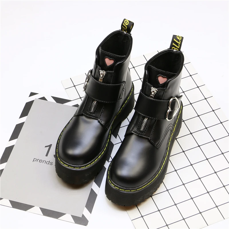 Spring Autumn Motorcycle Boots Women Fashion Love heart Round Toe Platform wedges Combat Boots Ladies Shoes Botas Mujer B12-07
Spring Autumn Motorcycle Boots Women Fashion Love heart Round Toe Platform wedges Combat Boots Ladies Shoes Botas Mujer B12-07