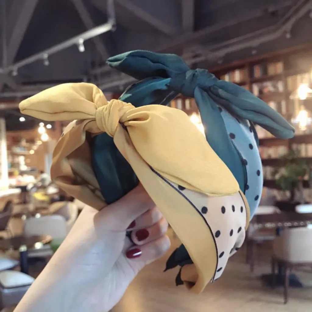 High-end Hair Accessories Women's Polka Dot Fabric Cute Playful Rabbit Ears Bow Wide-brimmed Fashion Hairband Headband Hair Band
High-end Hair Accessories Women's Polka Dot Fabric Cute Playful Rabbit Ears Bow Wide-brimmed Fashion Hairband Headband Hair Band