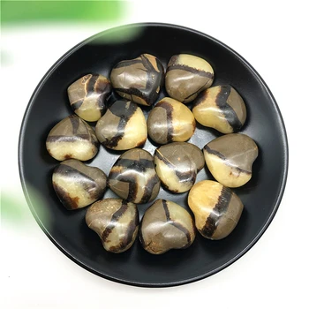 1pc 20-30mm Small Natural Septarium Quartz Crystal Stone Heart Polishing Decoration Healing Natural Stones and Minerals
1pc 20-30mm Small Natural Septarium Quartz Crystal Stone Heart Polishing Decoration Healing Natural Stones and Minerals