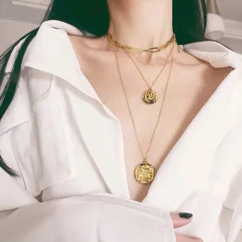 2020 New Fashion Retro Multilayer Human Head Necklaces for Women Golden Color Clavicle Chain Female Jewelry Accessories Gift 
2020 New Fashion Retro Multilayer Human Head Necklaces for Women Golden Color Clavicle Chain Female Jewelry Accessories Gift