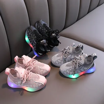 2020 New Glowing Sneakers Mesh Breathable Baskets Led Shoes with Light Up Sole Boys Girls Glowing Kids Enfant LED Slippers Girl
2020 New Glowing Sneakers Mesh Breathable Baskets Led Shoes with Light Up Sole Boys Girls Glowing Kids Enfant LED Slippers Girl