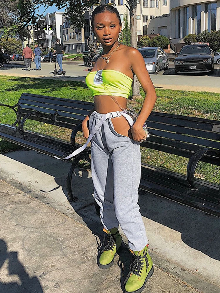 Joskaa Side Slit Hollow Out Cut Jogger Leggings Women's Street Casual Warm Loose Middle Waist Schoolbag Buckle Wide Leg Pants
Joskaa Side Slit Hollow Out Cut Jogger Leggings Women's Street Casual Warm Loose Middle Waist Schoolbag Buckle Wide Leg Pants