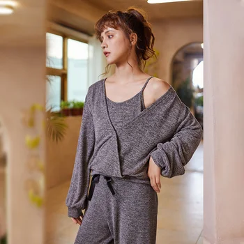 Warm Women Pajamas Pyjama Pijama Sleepwear Set Autumn Winter Goods Home Lounge Wear Clothes Suit Blazer 3 Pcs Sexy Cute Ladies 
Warm Women Pajamas Pyjama Pijama Sleepwear Set Autumn Winter Goods Home Lounge Wear Clothes Suit Blazer 3 Pcs Sexy Cute Ladies