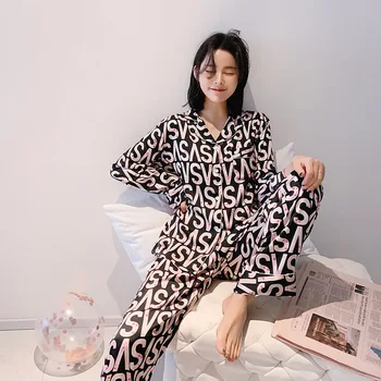 Pajama women's spring and summer thin ice silk cardigan ins net red women home clothes suit silk Korean fresh two piece set
Pajama women's spring and summer thin ice silk cardigan ins net red women home clothes suit silk Korean fresh two piece set