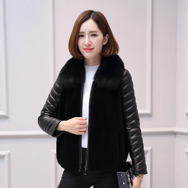 Women's Real Fur Coat Female Sheepskin Fox Fur Collar Wool Jacket Autumn Winter Coat Women Clothes 2019 Sheep Shearling Tops 
Women's Real Fur Coat Female Sheepskin Fox Fur Collar Wool Jacket Autumn Winter Coat Women Clothes 2019 Sheep Shearling Tops