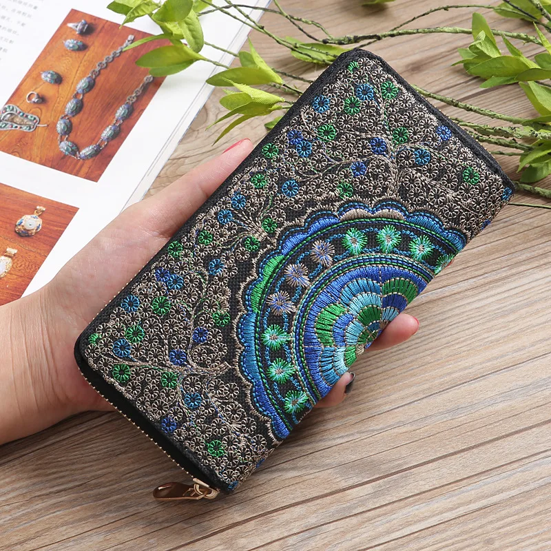Ethnic Embroidery Flower Zipper Clutch Wallet Handbag Women Long Purse Bank Card Coin Pocket Credit Card Holder Cover Bag XB221
Ethnic Embroidery Flower Zipper Clutch Wallet Handbag Women Long Purse Bank Card Coin Pocket Credit Card Holder Cover Bag XB221