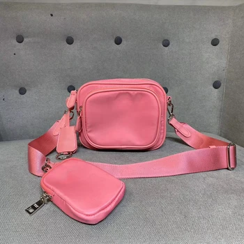 2020 Summer Vacation Phone Bag Solid Simple Design High Quality luxury brand women bag Drawstring Mini Bag
2020 Summer Vacation Phone Bag Solid Simple Design High Quality luxury brand women bag Drawstring Mini Bag