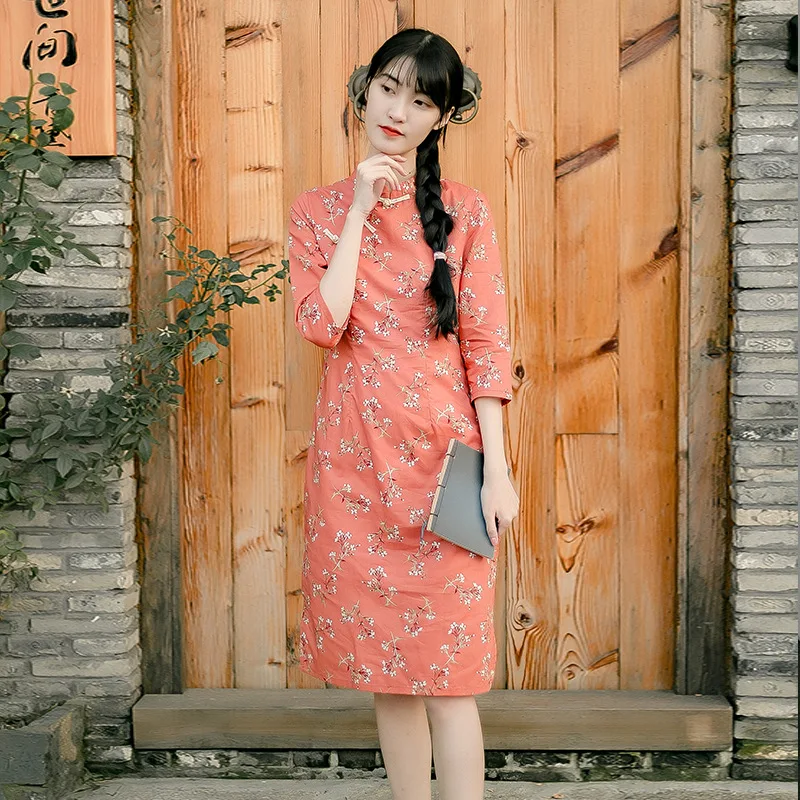 Pure Cotton Oblique Placket Floral Midi Dress 2020 Spring Autumn Chinese Frog Vintage Print Cheongsam
Pure Cotton Oblique Placket Floral Midi Dress 2020 Spring Autumn Chinese Frog Vintage Print Cheongsam