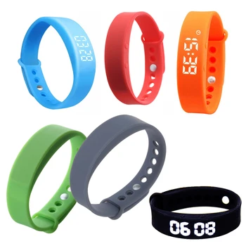 W5 Smart Bracelet LED Peeter Sleep Monitoring Smart Bracelet Silicone Wristband (Red)
W5 Smart Bracelet LED Peeter Sleep Monitoring Smart Bracelet Silicone Wristband (Red)