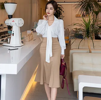 Set female fashion 2019 new Korean version OL long-sleeved shirt shirt + slim bag hip skirt suit women
Set female fashion 2019 new Korean version OL long-sleeved shirt shirt + slim bag hip skirt suit women