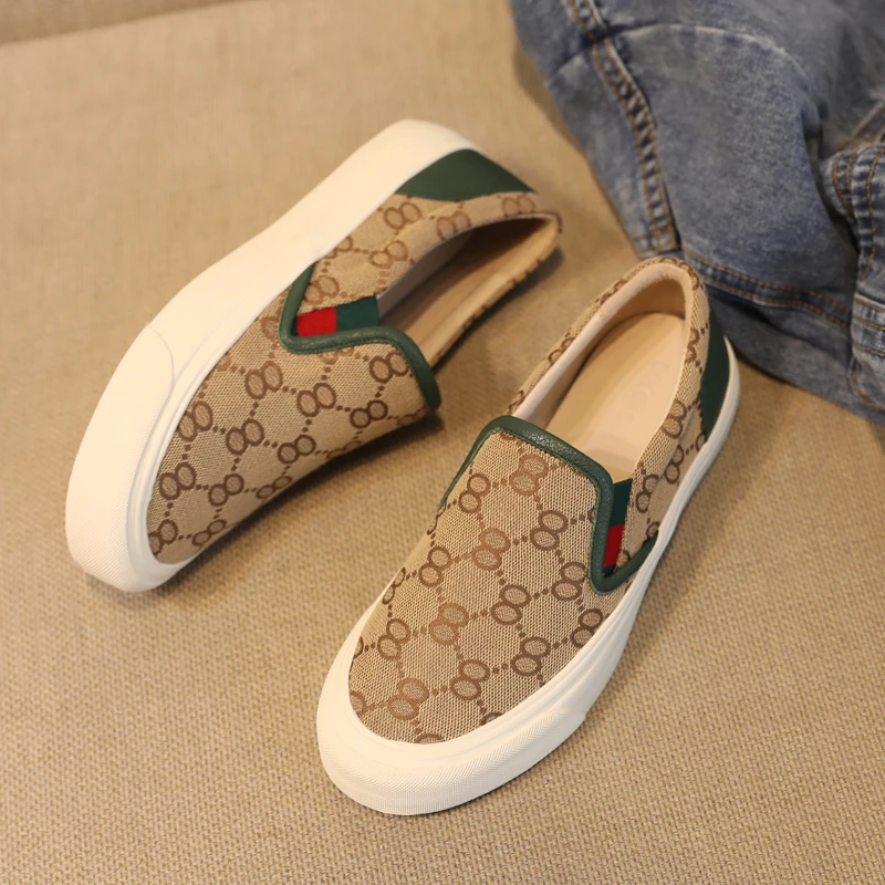 European style Women Loafers Slip On flat new canvas leisure breathable Khaki Espadrilles 2020 Spring Autumn Ladies Casual Shoes
European style Women Loafers Slip On flat new canvas leisure breathable Khaki Espadrilles 2020 Spring Autumn Ladies Casual Shoes