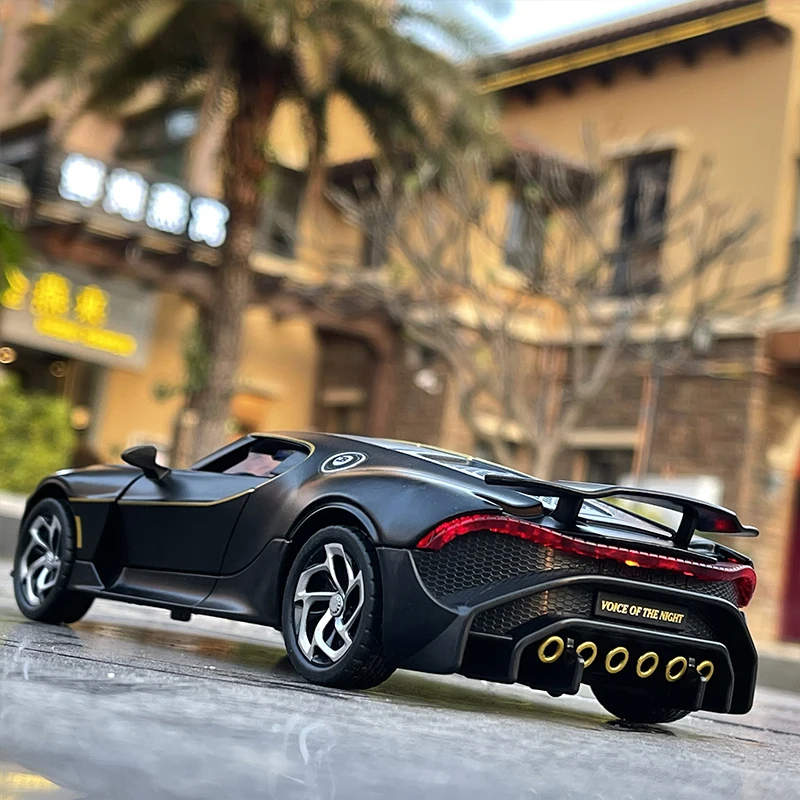 Фото Модель спортивного автомобиля Bugatti lavoiturenлуар 1:24 Литые и игрушечные автомобили