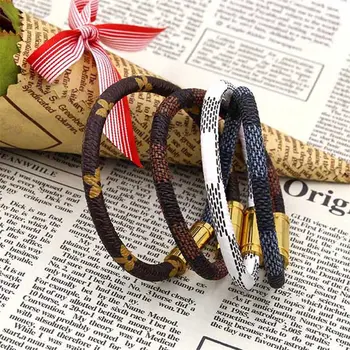 Luxury Style Stainless Steel Genuine Leather Bracelet Men's Jewelry Gold/Black/Steel Color For Woman Birthday Party Gifts
Luxury Style Stainless Steel Genuine Leather Bracelet Men's Jewelry Gold/Black/Steel Color For Woman Birthday Party Gifts