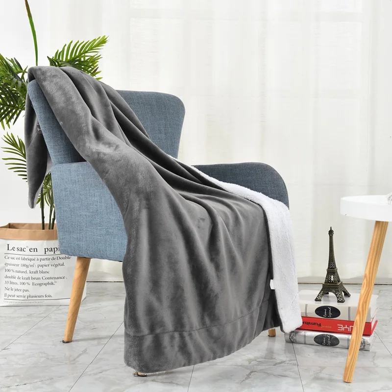 Explosive autumn and winter thick double layer flannel blanket Sherpa lamb blanket
Explosive autumn and winter thick double layer flannel blanket Sherpa lamb blanket