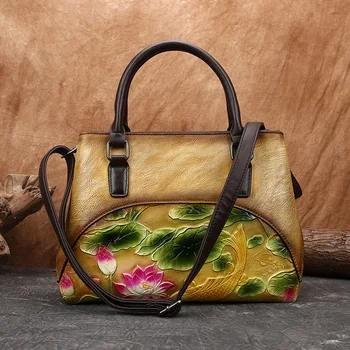 2020 Women New Fashion Ethnic Style Retro Embossing Large Capacity Shoulder Bag Tote Bag Crossbody Bag Office Daily 
2020 Women New Fashion Ethnic Style Retro Embossing Large Capacity Shoulder Bag Tote Bag Crossbody Bag Office Daily